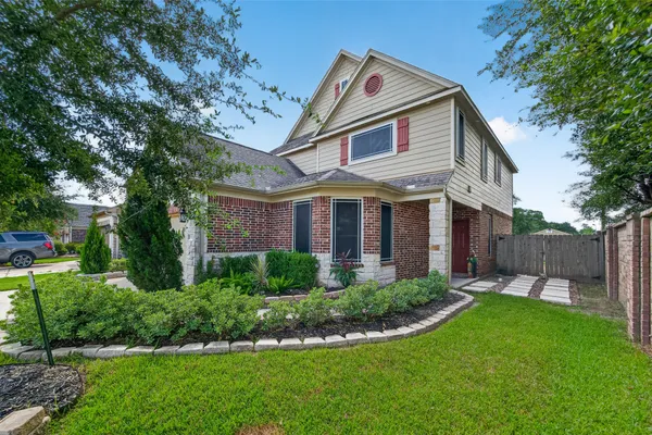 5102 ESPUELA LN