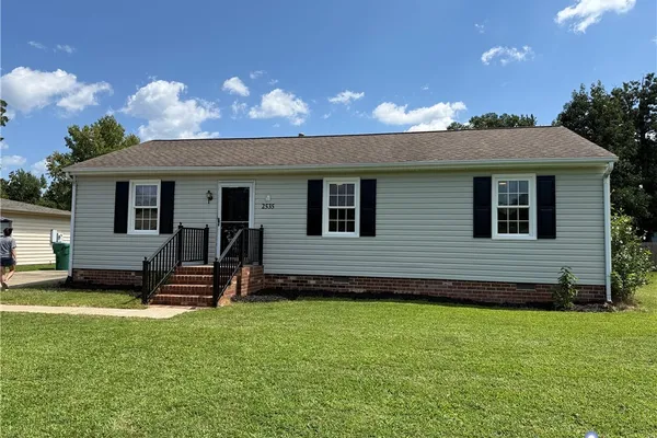2535 WHITE OAK CT
