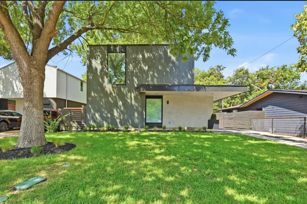 3004 FONTANA DR
