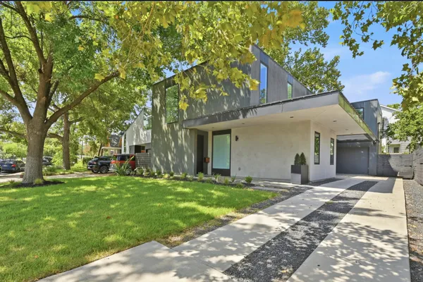 3004 FONTANA DR