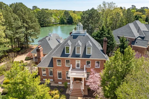2901 KITCHUMS POND RD