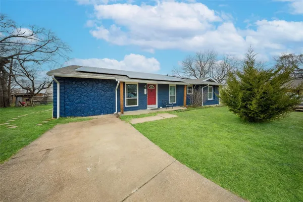 106 GLENVIEW PL