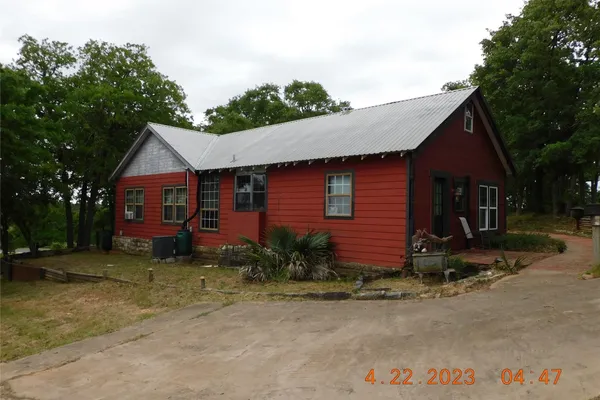 1012 HIGHWAY 21 E