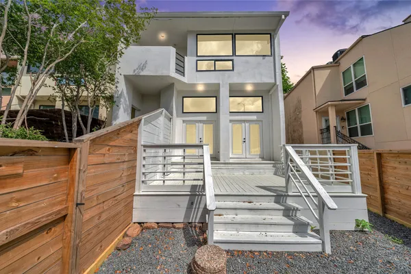 3510 BELLAIRE BLVD