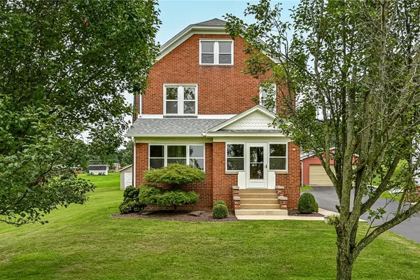 26 OVERLOOK LN