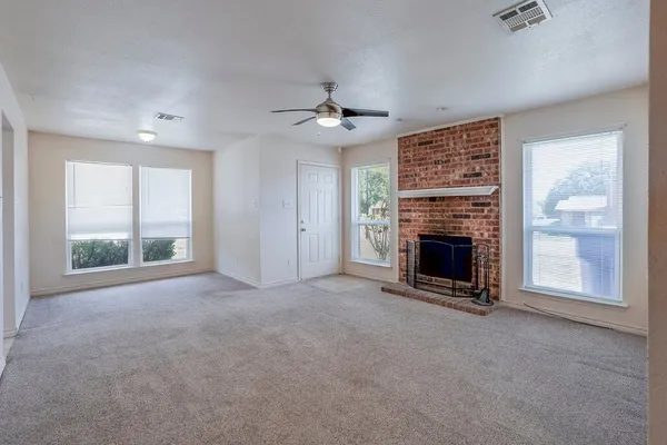 113 OAK WOOD LN