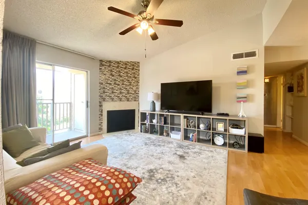 3100 JEANETTA ST 802