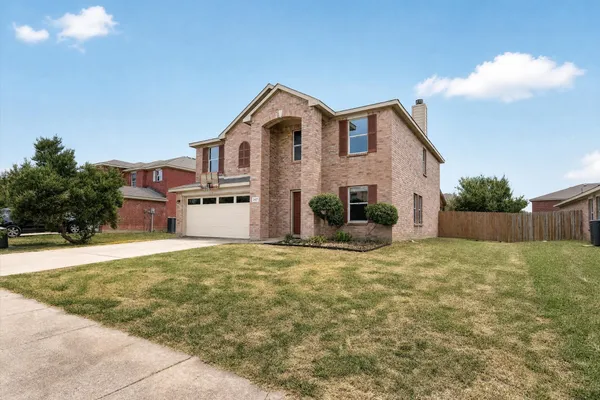 2427 ARROYO SPRINGS DR