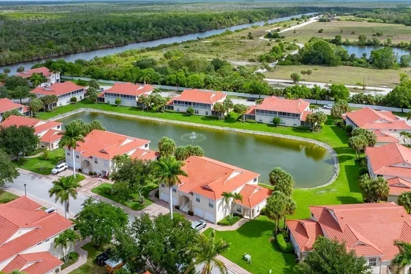 25064 PEACOCK LN 101