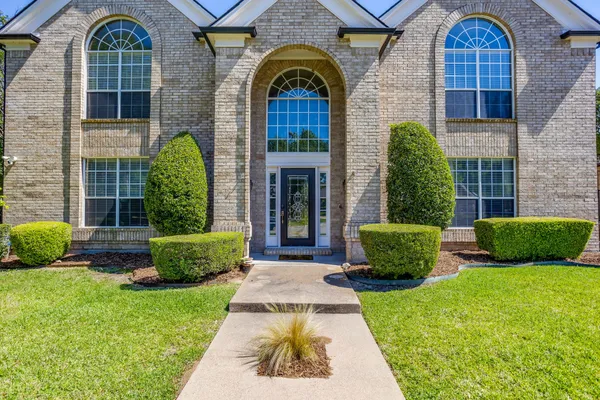 7501 AMHURST CIR