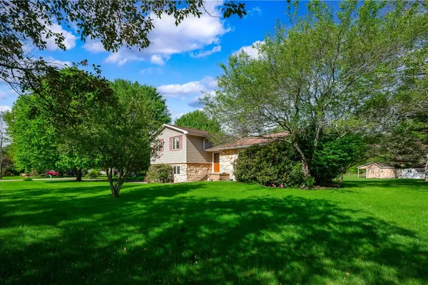 23 KIMBERLY DR