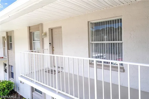 1330 DERBYSHIRE CT E203