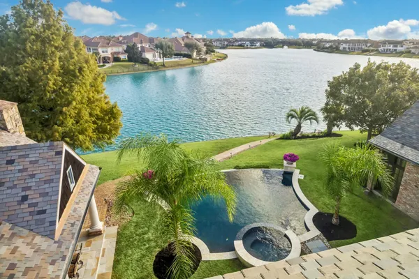 24 MIRAMAR HEIGHTS CIR