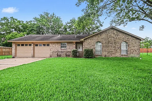 1917 COUPLAND DR