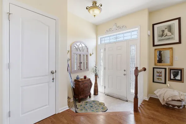 102 LENOX DR