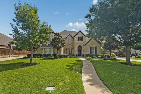 1400 ELEANOR RIGBY LN