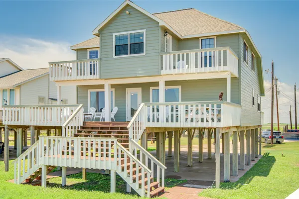 101 STANEK DR