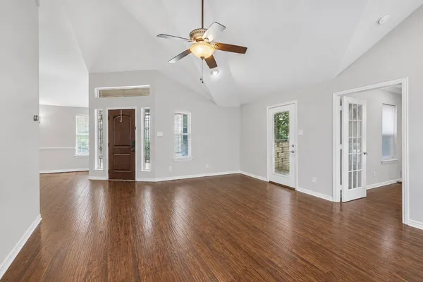 408 MILLA LN