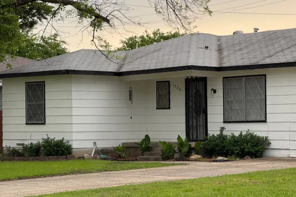 1220 WESTMORELAND DR