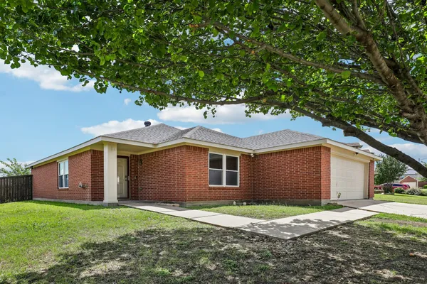 8111 MACGREGOR DR