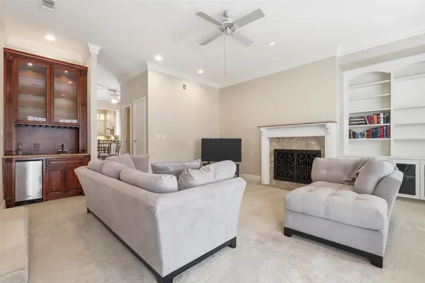 5949 RIVER BEND DR