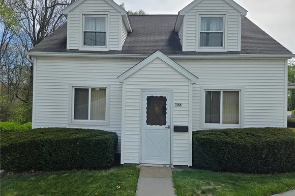 728 MARGARET ST