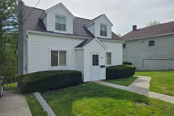 728 MARGARET ST