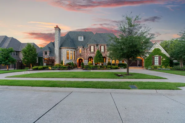 1719 BYRON NELSON PKWY