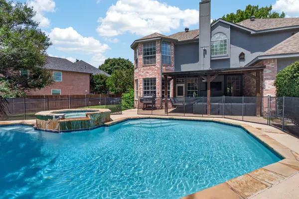 3209 NORMANDY DR