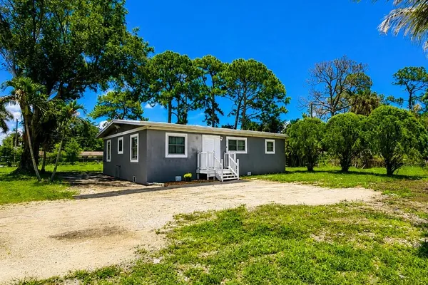 468 N 53RD DR DR