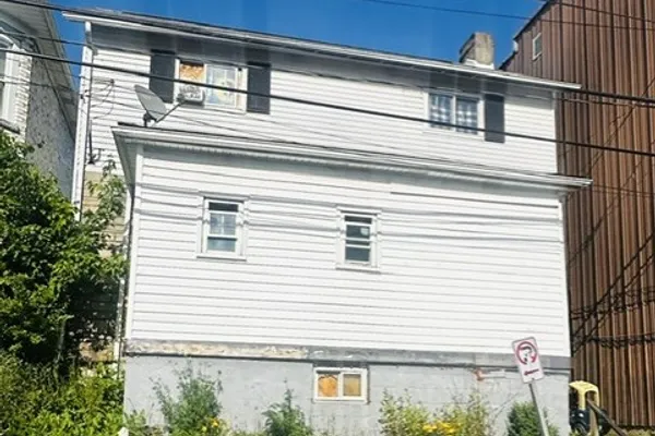 441 BROWN ST