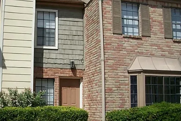 9901 SHARPCREST ST E-9