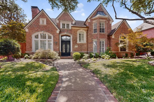 5700 WALDEN DR