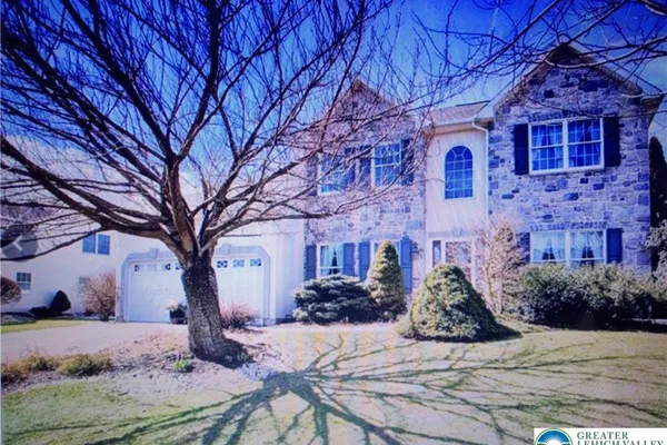 1560 DEER PATH RD