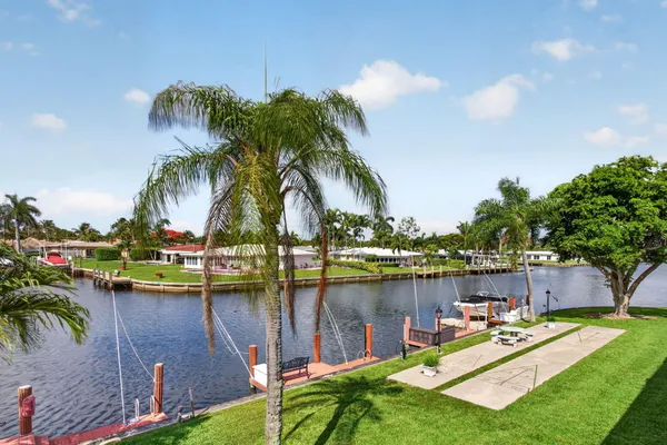 800 PINE DR 13