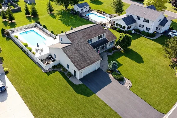 14 BRAE RIDGE RD