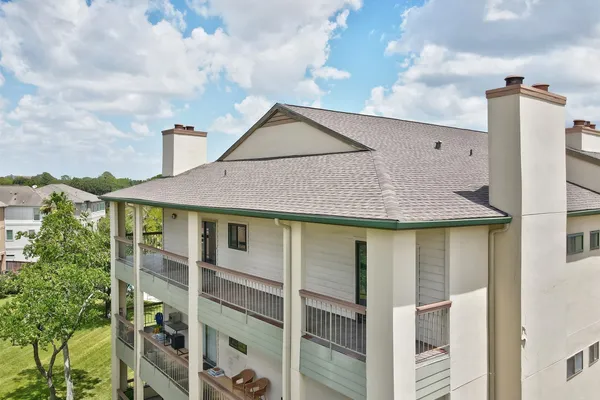 18809 EGRET BAY BLVD 321