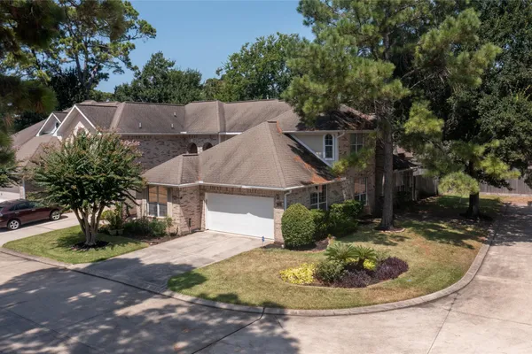 2006 MARCHWOOD MANOR DR