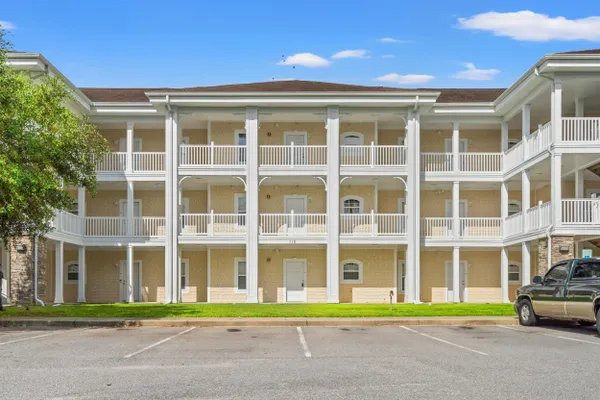 110 S SHORE BLVD 303