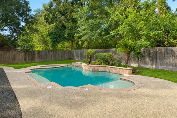 16522 CHAMPIONS COVE CIR