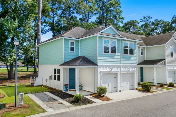 4714 CLOISTERS LN