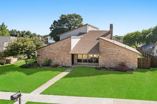 2621 COUNTRY CLUB PKWY