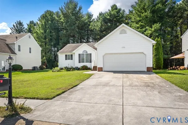 4319 STATELY OAK RD
