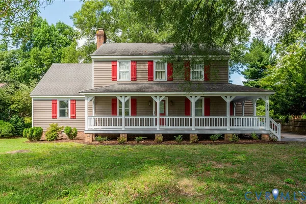 1524 MOUNT PLEASANT DR