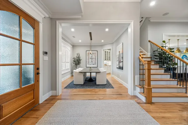 2201 HANNA CT