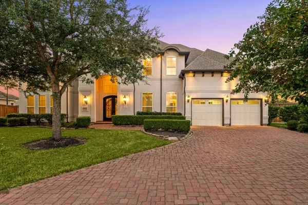 2102 GRANITE BROOK LN