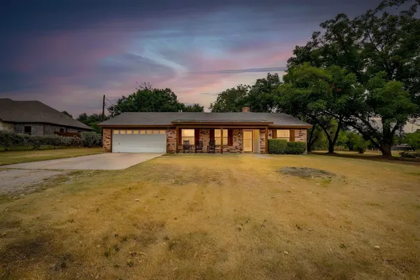 1816 GLENDALE DR