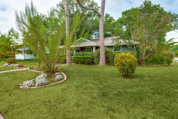 3161 WALDROP DR
