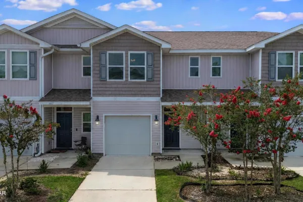 5841 CALLAWAY CIR