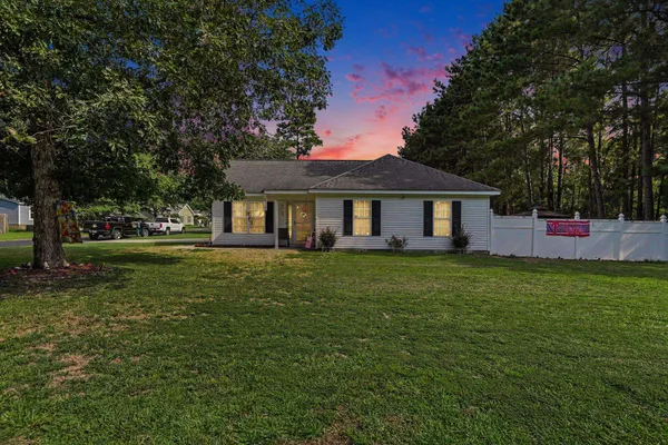 3002 DENINE DR